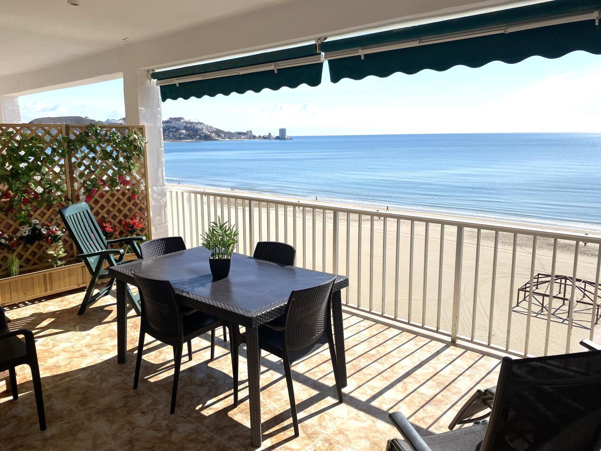 קויירה Beachfront And Renovated Apartment מראה חיצוני תמונה